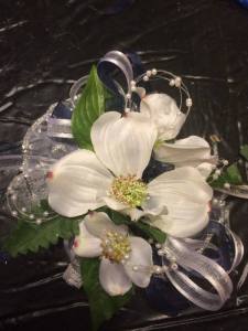 Another Hatchett Job, dogwood corsage and buttonaire, diy crafts, frugal prom, photo by Cyndie Hogeland